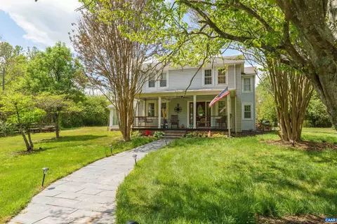 418 James River Rd, Scottsville, VA 24590
