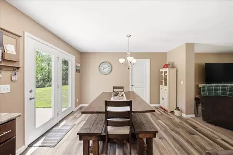 324 Lofton Rd, Raphine, VA 24472 photo 13