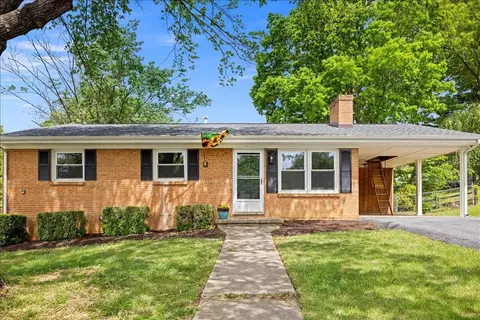 84 Hudson Ave, Staunton, VA 24401