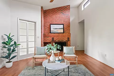 101 Turtle Creek Rd #10, Charlottesville, VA 22901
