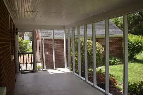Exterior - 139 Crompton Rd, Waynesboro, VA 22980 photo 8 of 16