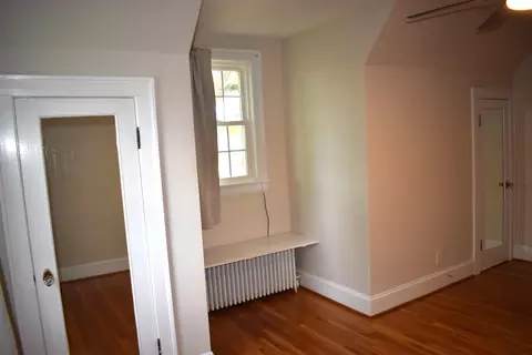 Bedroom - 139 Crompton Rd, Waynesboro, VA 22980 photo 5 of 11