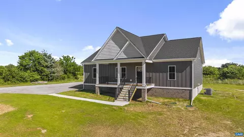 295 Hickory Hollow Ln, Fork Union, VA 23022