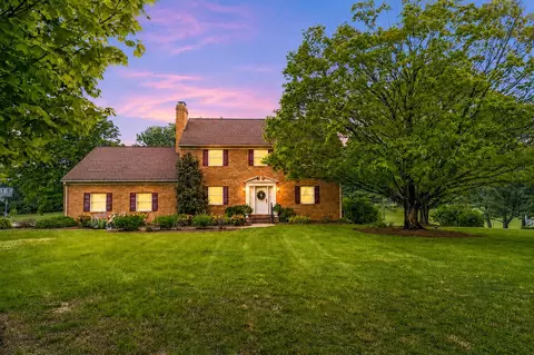 32 Henkel Rd, Waynesboro, VA 22980