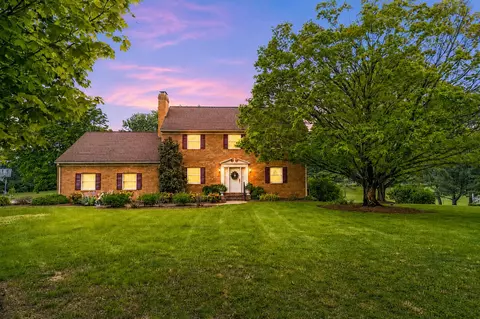 32 Henkel Rd, Waynesboro, VA 22980