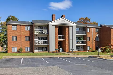 1116 Blue Ridge Dr #11, Harrisonburg, VA 22802