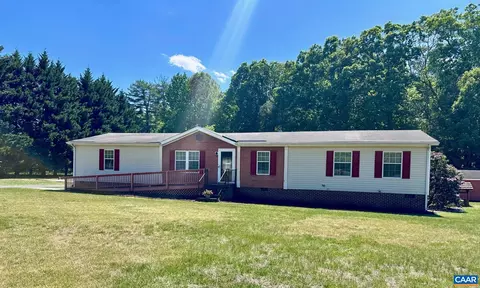 19394 Louisa Rd, Louisa, VA 23093