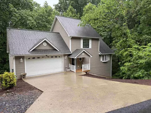 480 Flower Dr, Mcgaheysville, VA 22840