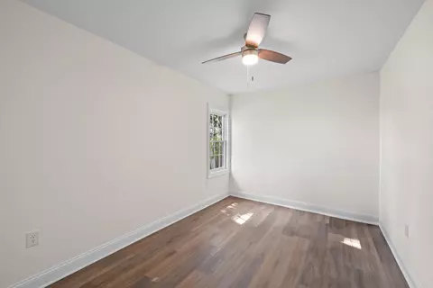 Bedroom - 15 W High St, Stuarts Draft, VA 24477 photo 5 of 6