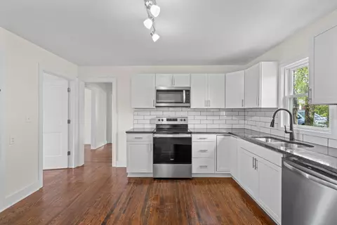 Kitchen - 15 W High St, Stuarts Draft, VA 24477 photo 8 of 10