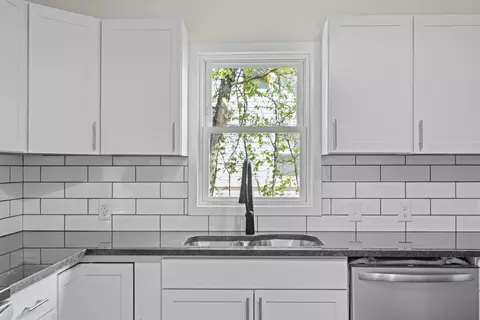 Kitchen - 15 W High St, Stuarts Draft, VA 24477 photo 4 of 10