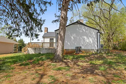 Exterior - 15 W High St, Stuarts Draft, VA 24477 photo 6 of 15