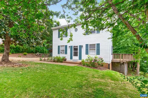 1708 Vermira Pl, Charlottesville, VA 22901