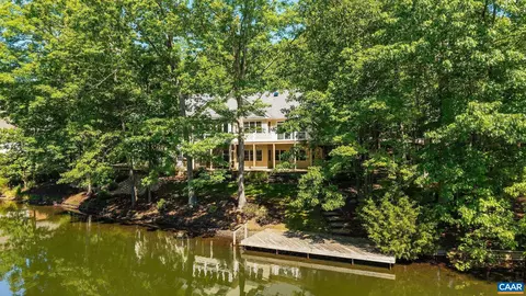 21 Amethyst Rd, Palmyra, VA 22963 photo 2