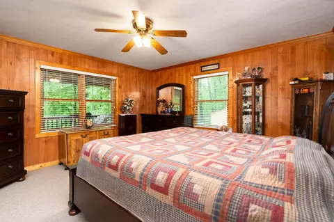Bedroom - 94 Bear Path Ln, Lyndhurst, VA 22952 photo 1 of 4