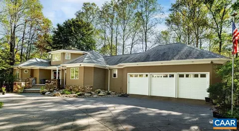 105 Saddleback Knl, Nellysford, VA 22958