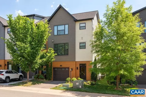 148 Junction Ln, Charlottesville, VA 22902