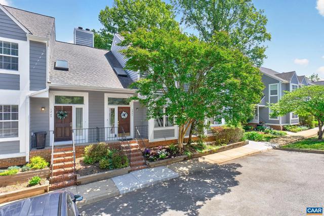1247 Maple View Dr, Charlottesville, VA 22902