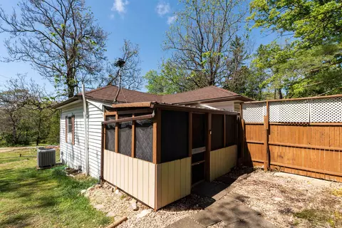 143 Pkin Ln, Raphine, VA 24472 photo 3