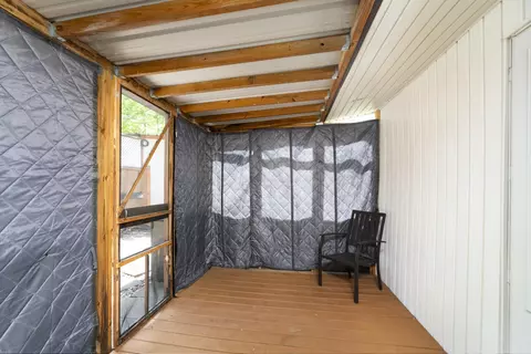 143 Pkin Ln, Raphine, VA 24472 photo 4