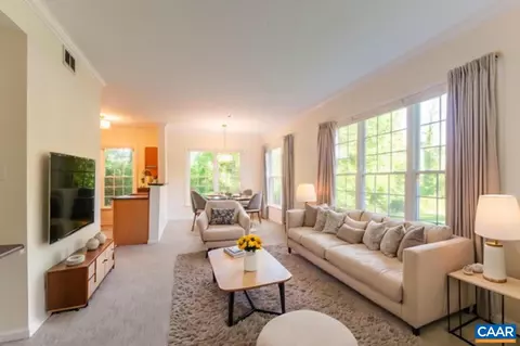 270 Riverbend Dr #1C, Charlottesville, VA 22911