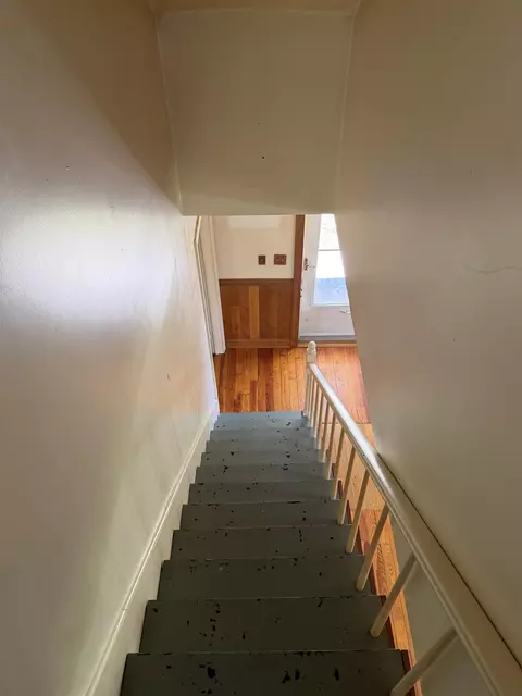 Entry Way - 845 3rd St, Waynesboro, VA 22980 photo 2 of 2