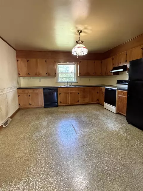 Kitchen - 845 3rd St, Waynesboro, VA 22980 photo 1 of 2