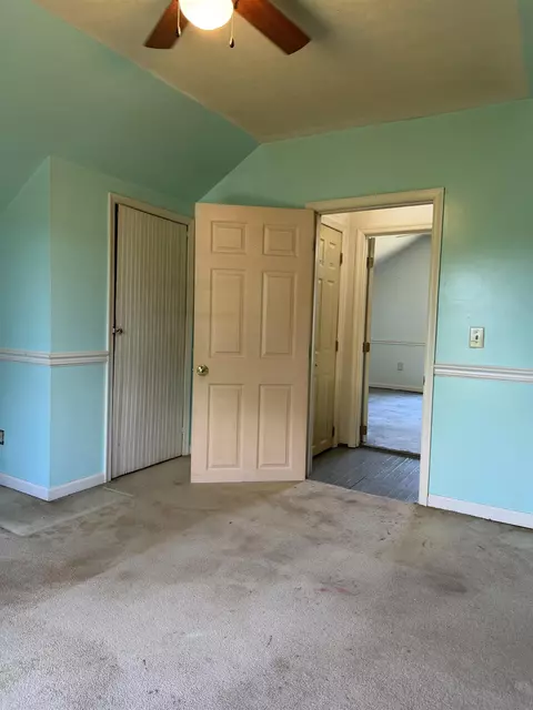 Bedroom - 845 3rd St, Waynesboro, VA 22980 photo 3 of 4