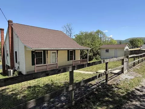 Other - 845 3rd St, Waynesboro, VA 22980 photo 2 of 11