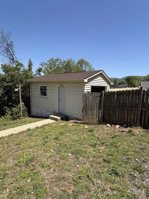 Other - 845 3rd St, Waynesboro, VA 22980 photo 3 of 11