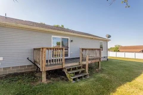 Exterior - 357 W Springbrook Rd W, Broadway, VA 22815 photo 9 of 10