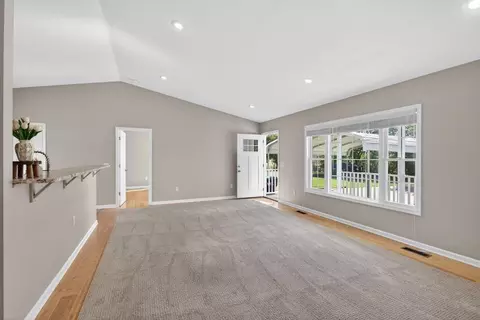 357 W Springbrook Rd W, Broadway, VA 22815 photo 5