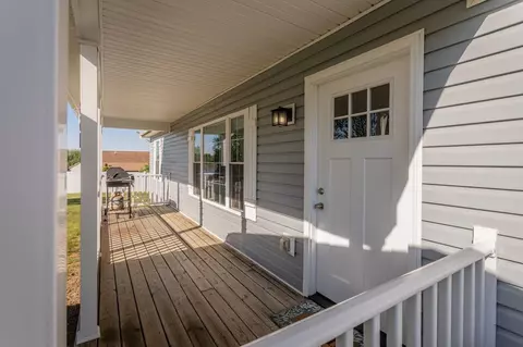 Exterior - 357 W Springbrook Rd W, Broadway, VA 22815 photo 2 of 10
