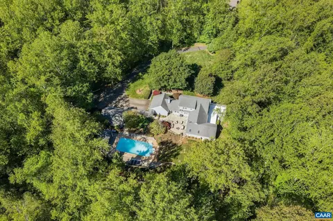 235 Willow Brook Rd, Earlysville, VA 22936