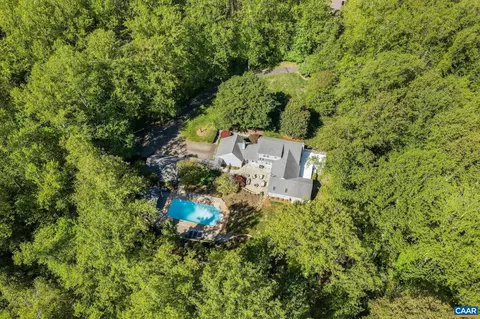 235 Willow Brook Rd, Earlysville, VA 22936