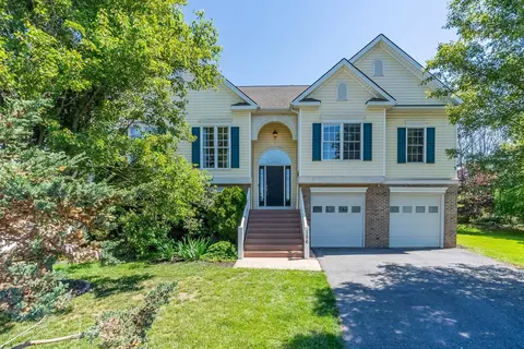 156 Chelsea Cir, Harrisonburg, VA 22801