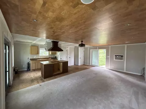 Living - 2198 Raphine Rd, Raphine, VA 24472 photo 2 of 2