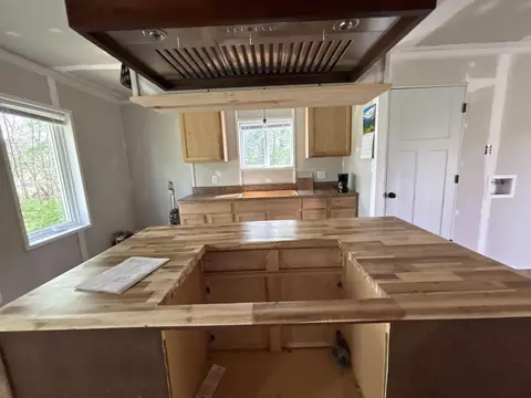 Kitchen - 2198 Raphine Rd, Raphine, VA 24472 photo 4 of 5