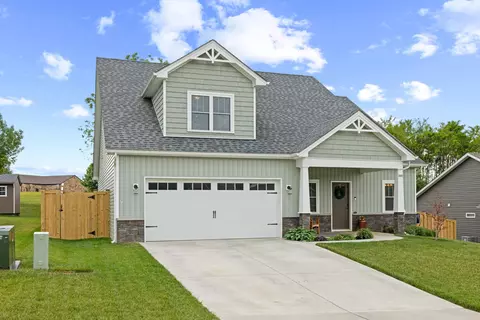144 Langley Dr, Waynesboro, VA 22980