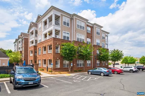 1051 Glenwood Station Ln #304, Charlottesville, VA 22901