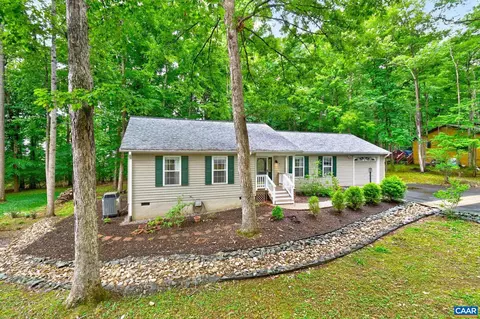 75 Riverside Dr, Palmyra, VA 22963 photo 3