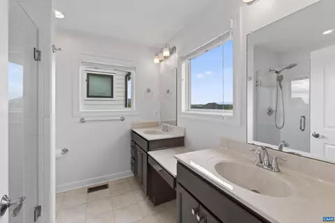 Bath - 1680 Delphi Dr, Charlottesville, VA 22911 photo 1 of 3