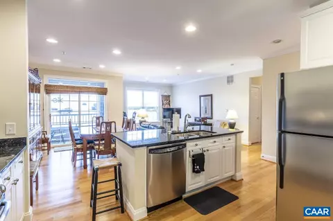 1051 Glenwood Station Ln #104, Charlottesville, VA 22901