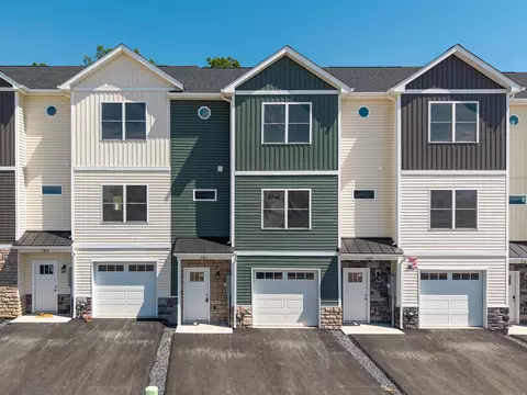 747 Zephyr Dr, Harrisonburg, VA 22801