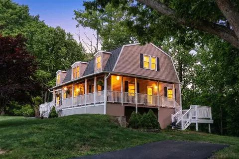 875 Campbells Hollow Rd, Middlebrook, VA 24459