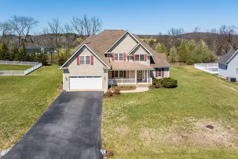 View/Area - 49 Bowmans Run Dr, Stuarts Draft, VA 24477 photo 2 of 4
