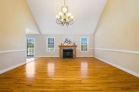 Living - 49 Bowmans Run Dr, Stuarts Draft, VA 24477 photo 1 of 4