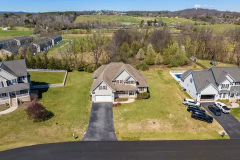 View/Area - 49 Bowmans Run Dr, Stuarts Draft, VA 24477 photo 3 of 4