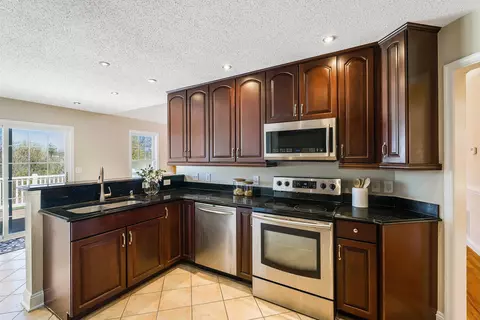 Kitchen - 49 Bowmans Run Dr, Stuarts Draft, VA 24477 photo 3 of 4