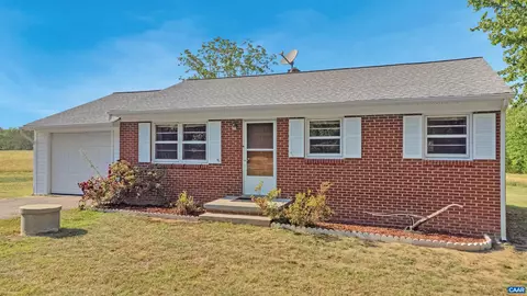 712 Fredericks Hall Rd, Bumpass, VA 23024